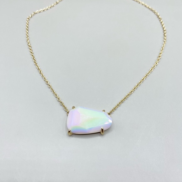 Kendra Scott Isla Necklace - Picture 2 of 7